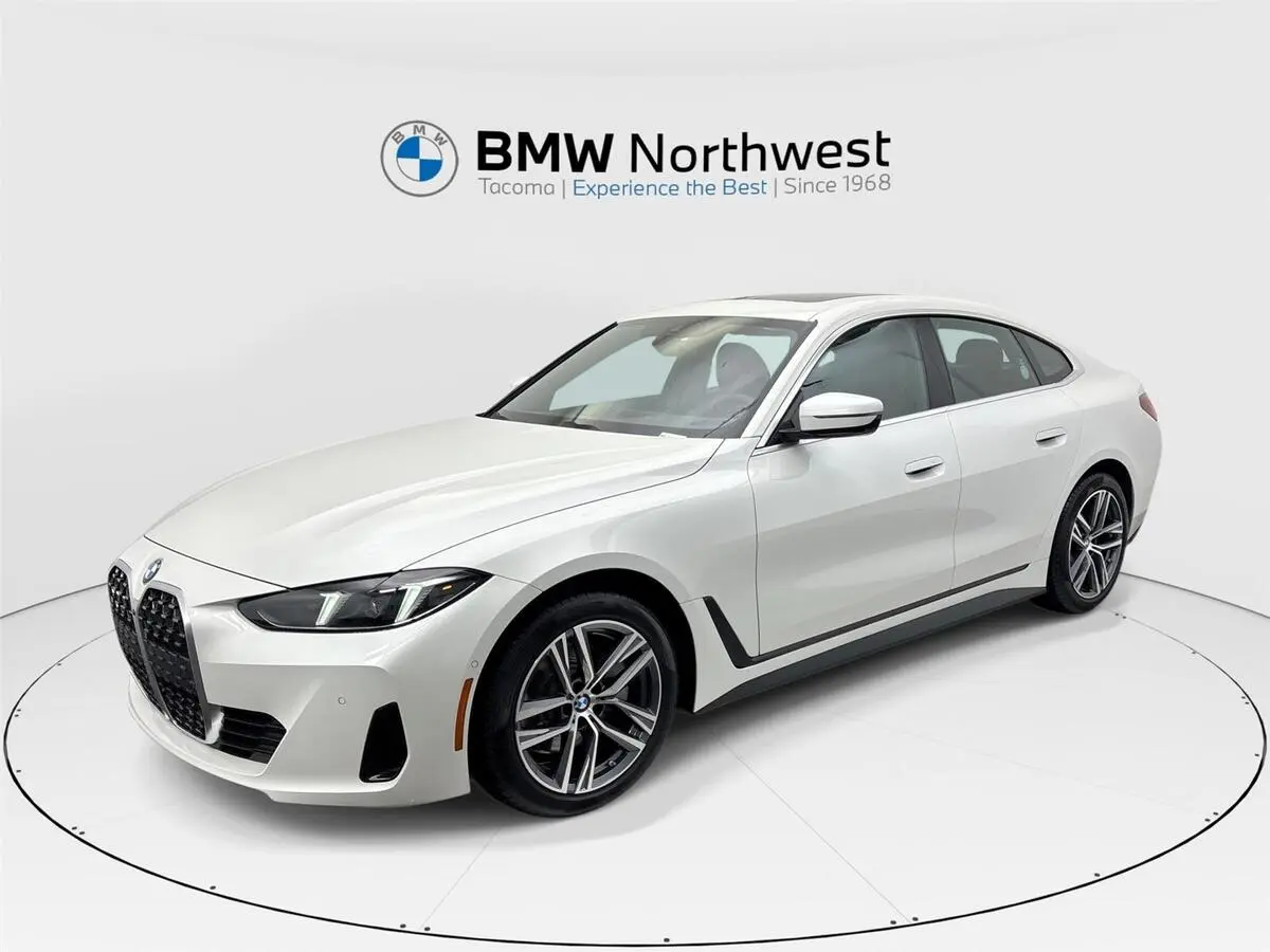 2025 BMW 4 Series 430i's photo