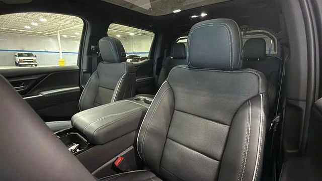 2026 Chevrolet Silverado EV LT - Photo 18