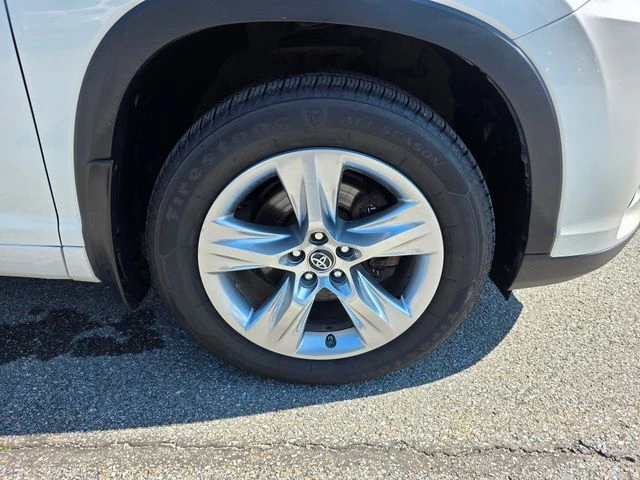 2017 Toyota Highlander Limited - Photo 13