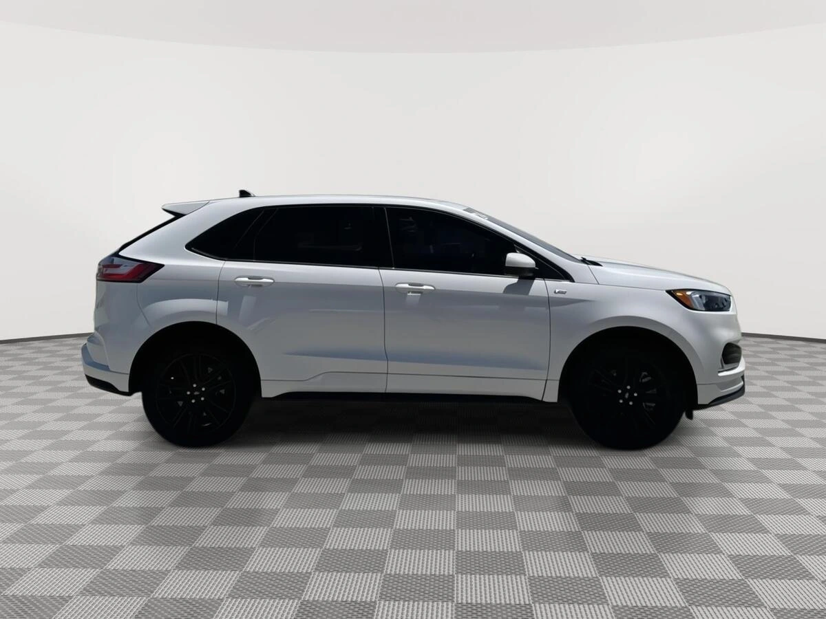 2024 Ford Edge ST-Line - Photo 10