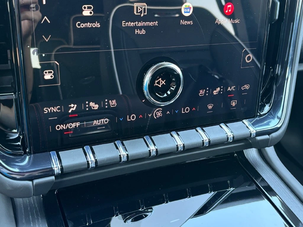 2026 GMC Yukon AT4 Ultimate - Photo 31