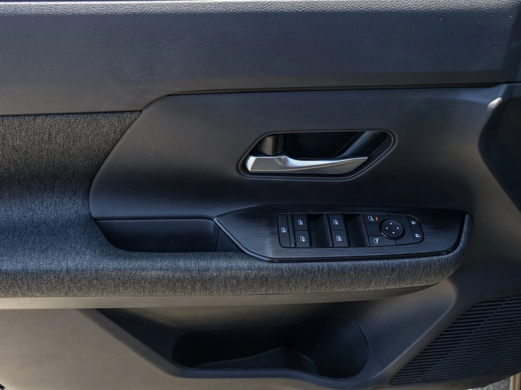 2026 Nissan KICKS SV - Photo 23