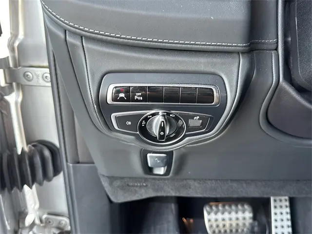 2022 Mercedes Benz G 550 photo 24