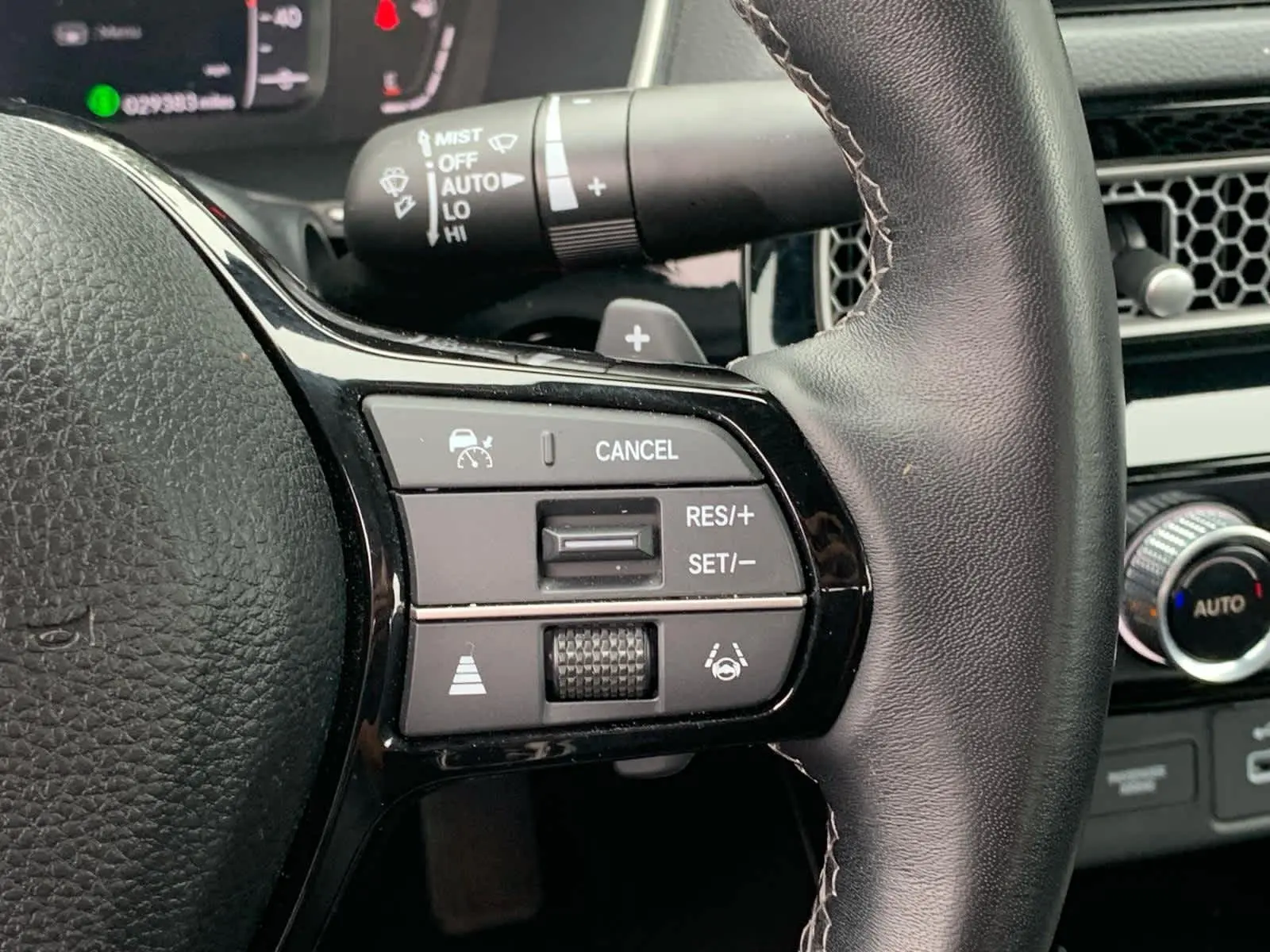2024 Honda Civic Touring photo 19