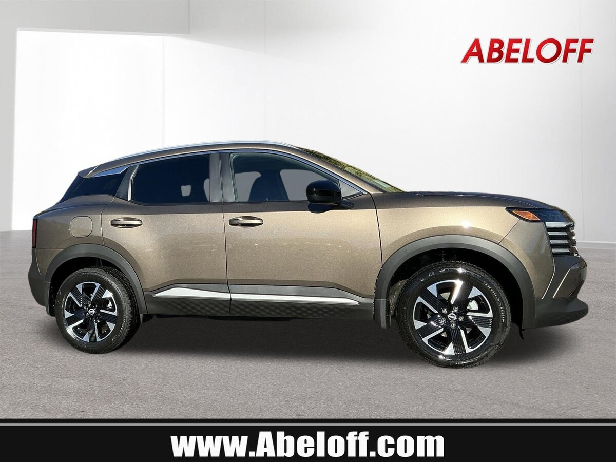 2027 Nissan Kicks SV AWD