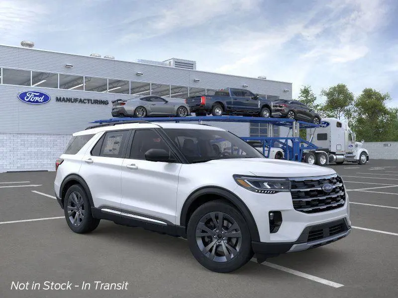 2025 Ford Explorer photo 5