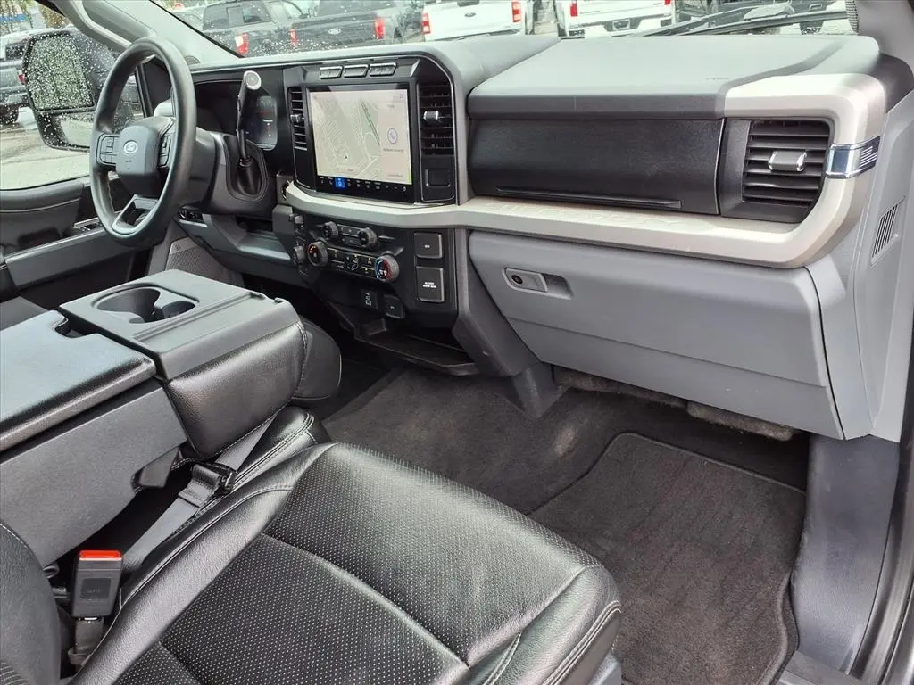 2023 Ford F-250 photo 12