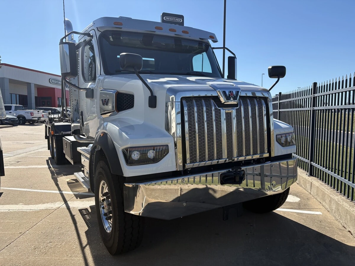 2027 Western Star 47X