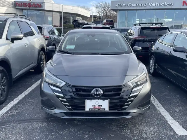 2025 Nissan Versa 1.6 S photo 2