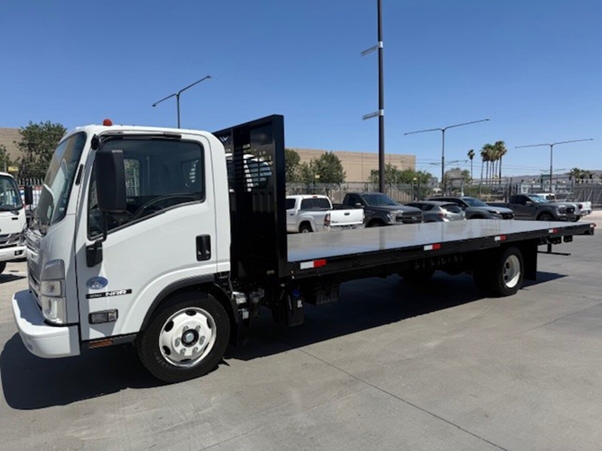 2024 Isuzu NRR