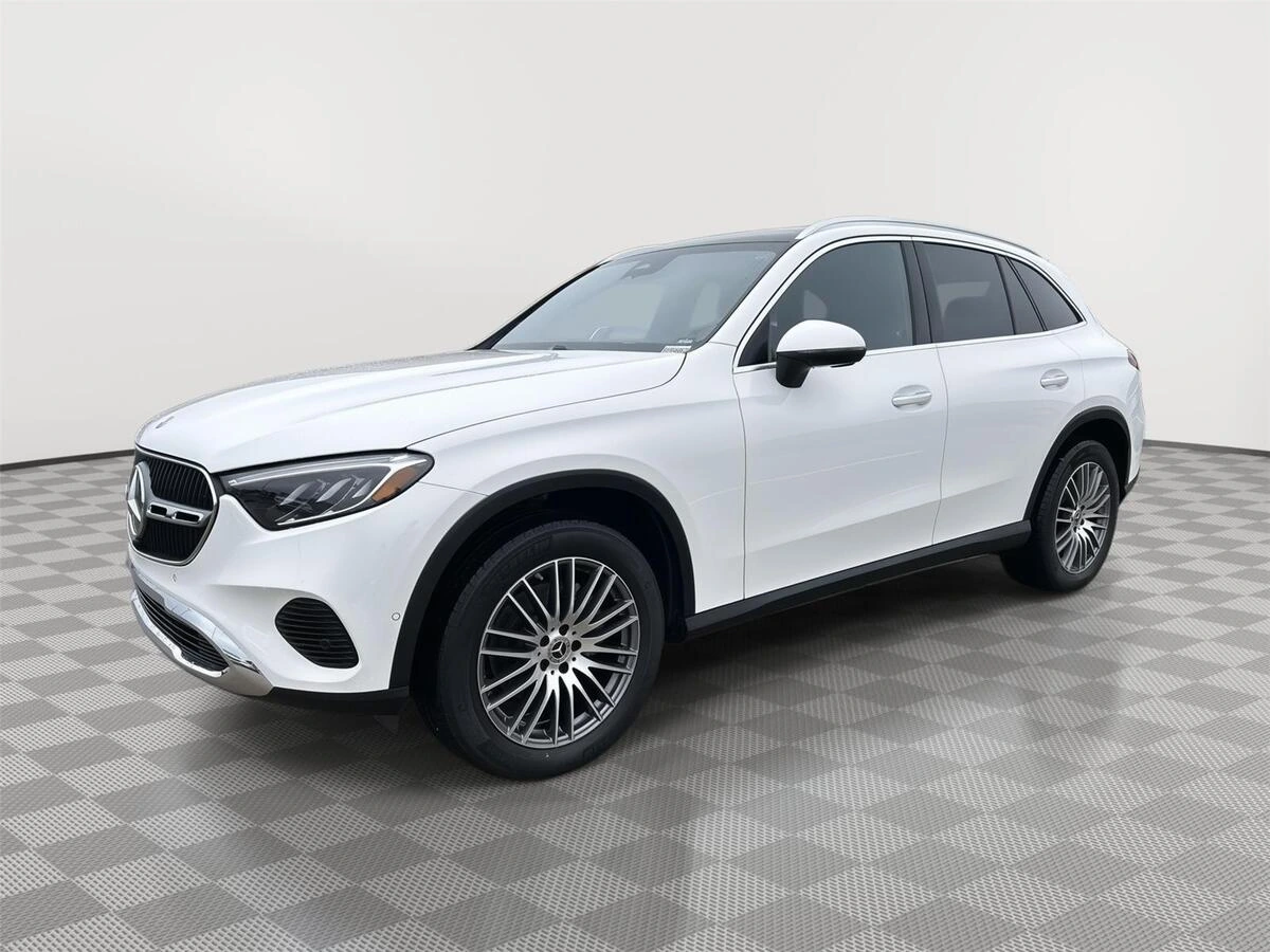 2026 Mercedes-Benz GLC 7