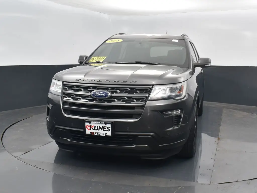 2018 Ford Explorer XLT photo 5