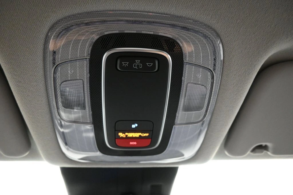 2025 Hyundai Kona SEL - Photo 20
