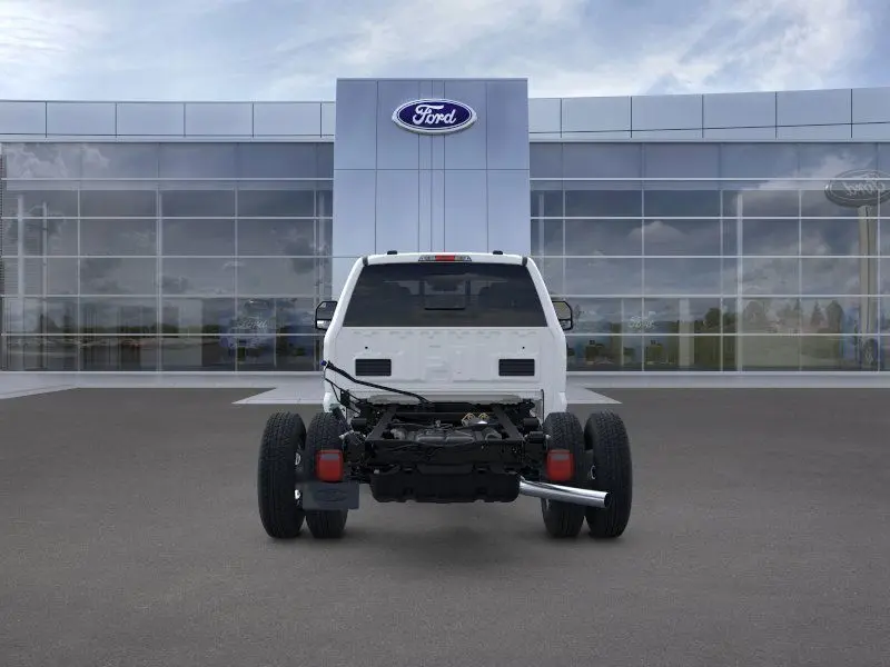 2025 Ford F-350 photo 6