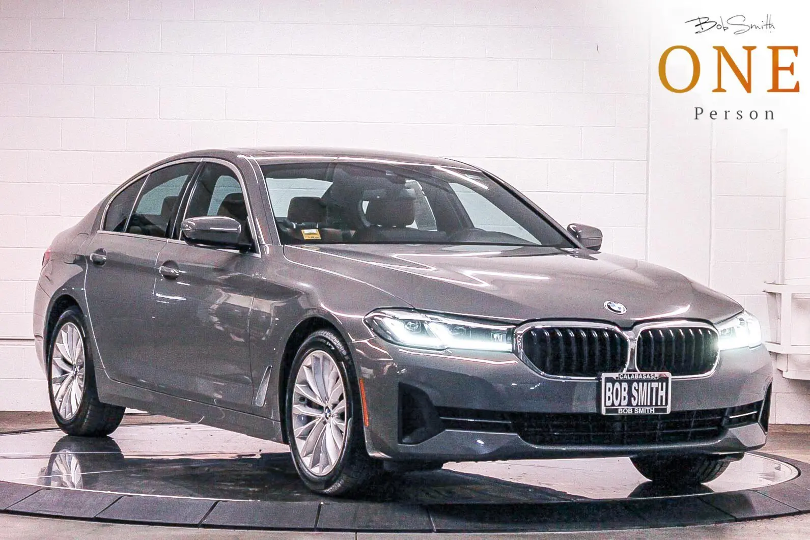 2022 BMW 5 Series 530i