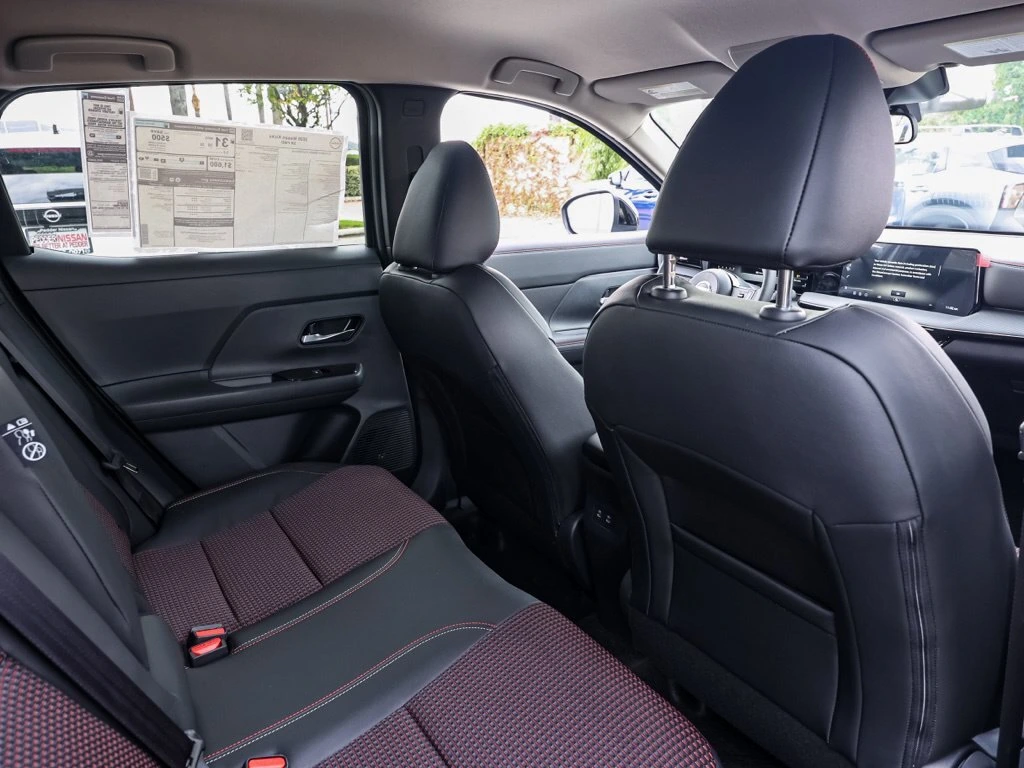 2026 Nissan KICKS SR - Photo 16