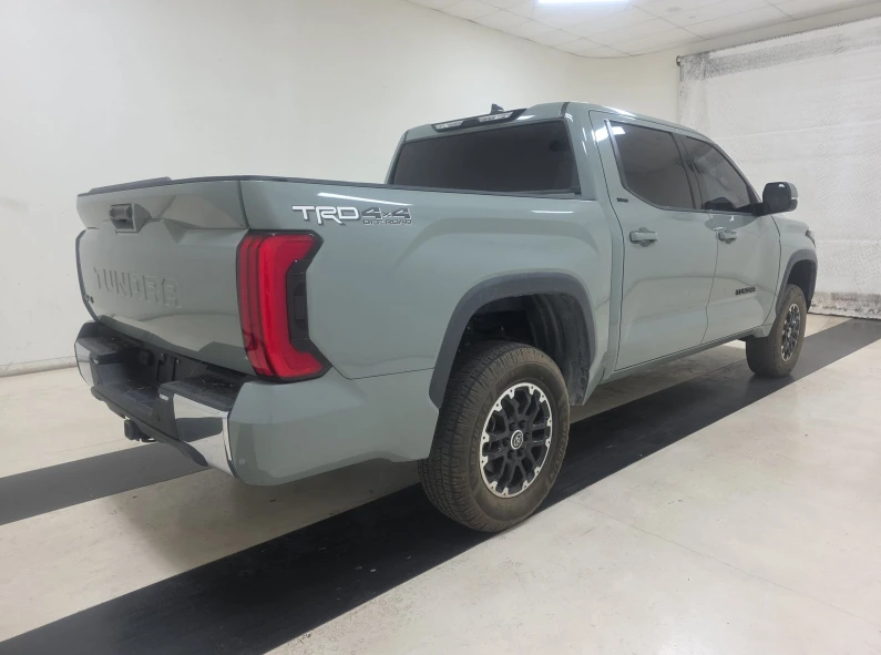 Used 2022 Toyota Tundra SR5 with VIN 5TFLA5DB0NX012831 for sale in Kansas City