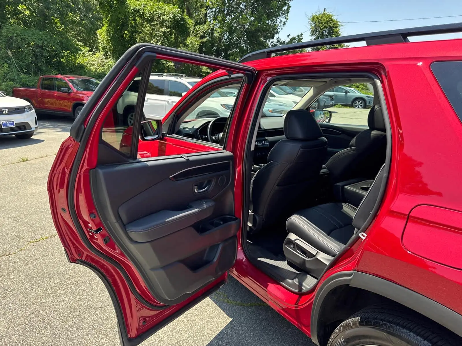 2023 Honda Pilot Elite photo 32