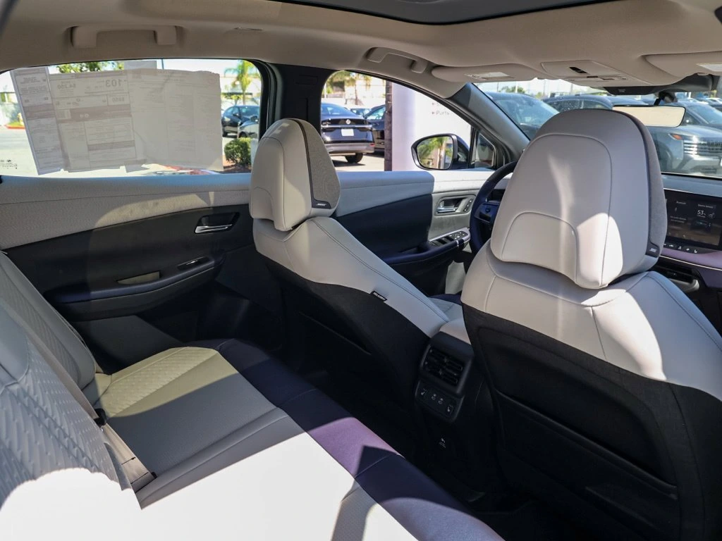 2026 Nissan LEAF Platinum+ - Photo 17