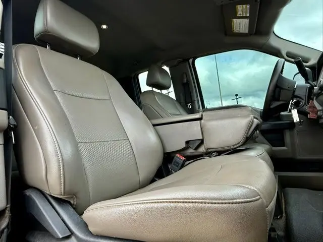 2020 Ford F-250 photo 13