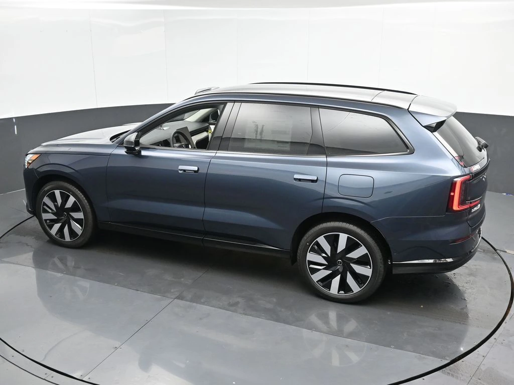 2025 Volvo EX90 Ultra - Photo 30