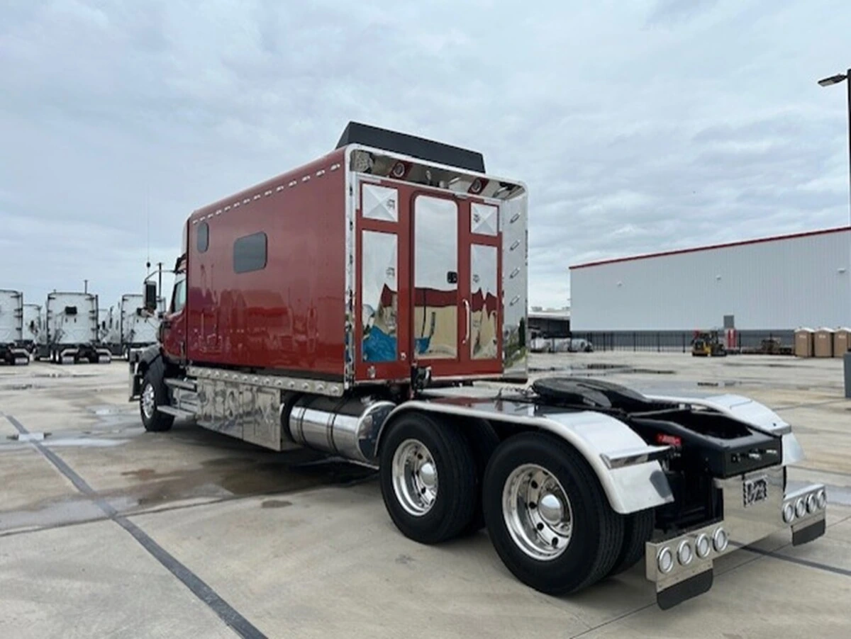2025 Western Star 49X — photo 3