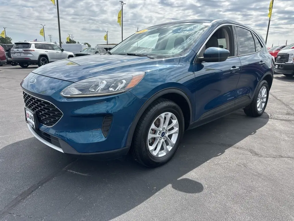 2020 Ford Escape SE photo 12
