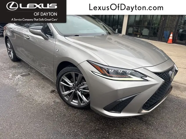 2019 Lexus ES F SPORT's photo
