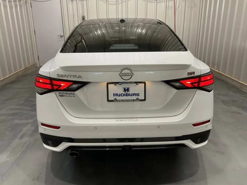 2024 Nissan Sentra SR photo 21