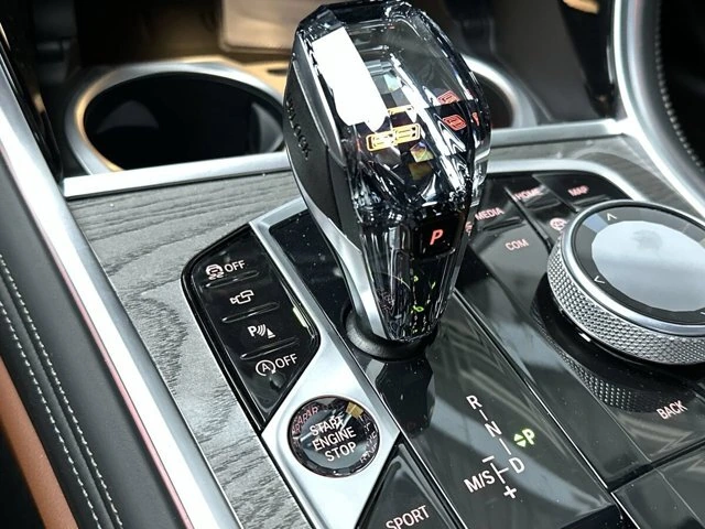 2026 BMW 8 Series 840i - Photo 23