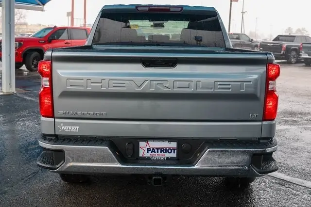 2026 Chevrolet Silverado 1500 LT1 photo 4
