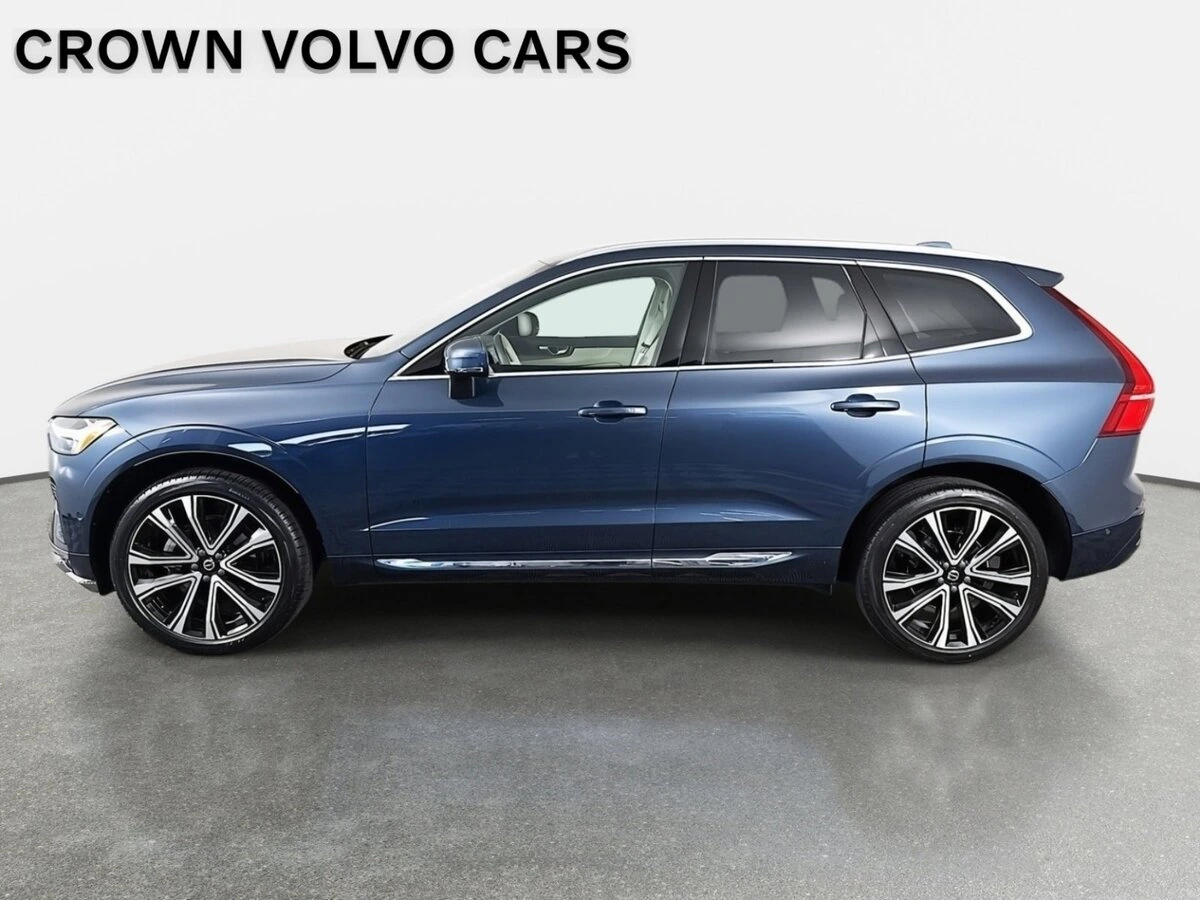2023 Volvo - image 8