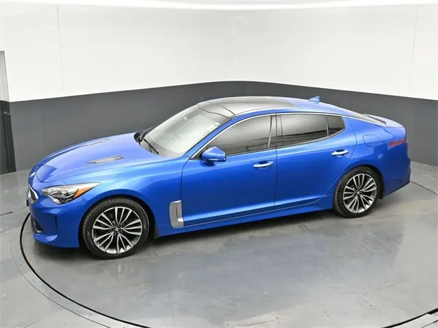 2018 Kia Stinger Premium photo 24