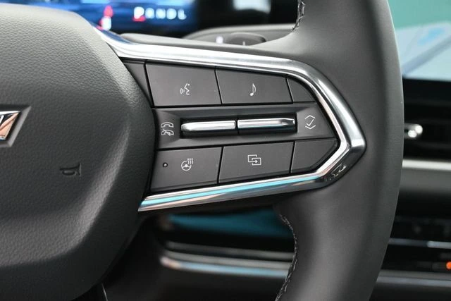 2027 Chevrolet Equinox LT - Photo 30