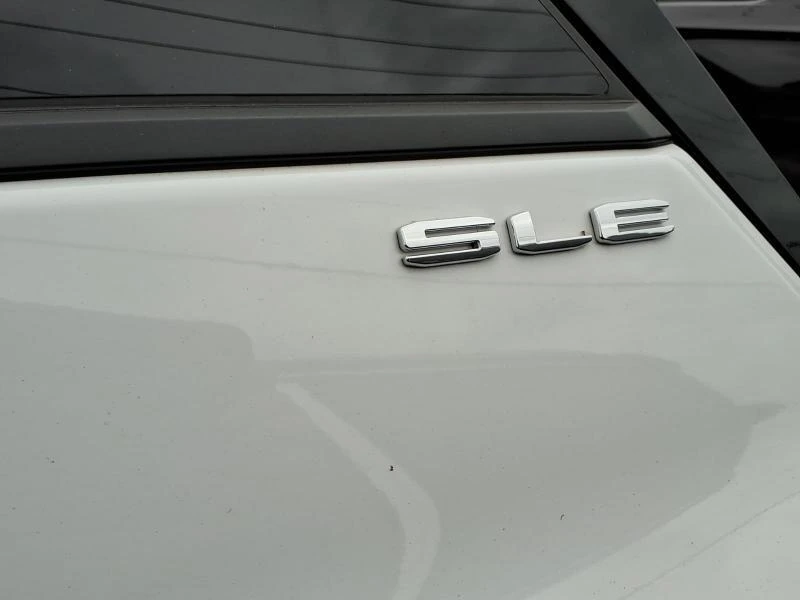 2023 GMC Terrain SLE - Photo 10