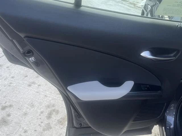 2025 Lexus UX 300h Premium - Photo 9