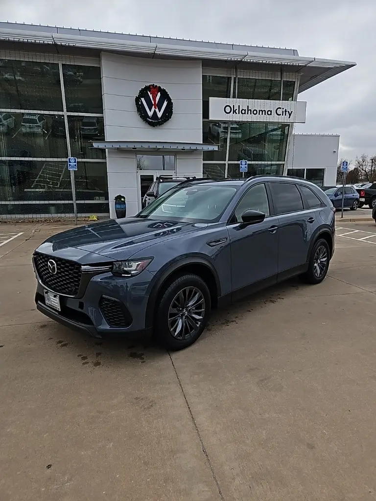 2025 Mazda CX-70 Preferred Package's photo