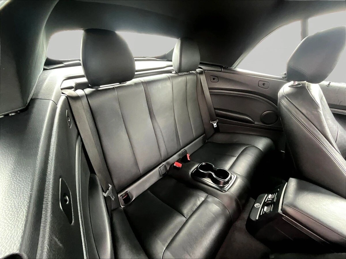 2018 BMW 2 Series M240i - Photo 25