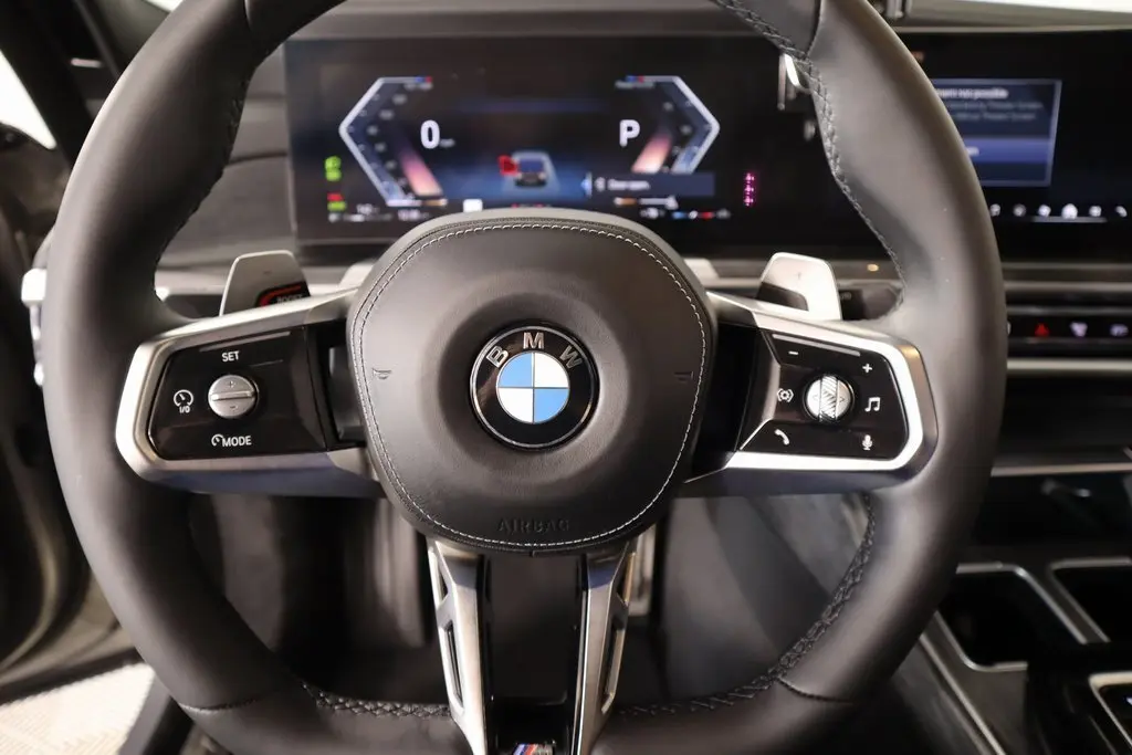 2025 Bmw 760i photo 3