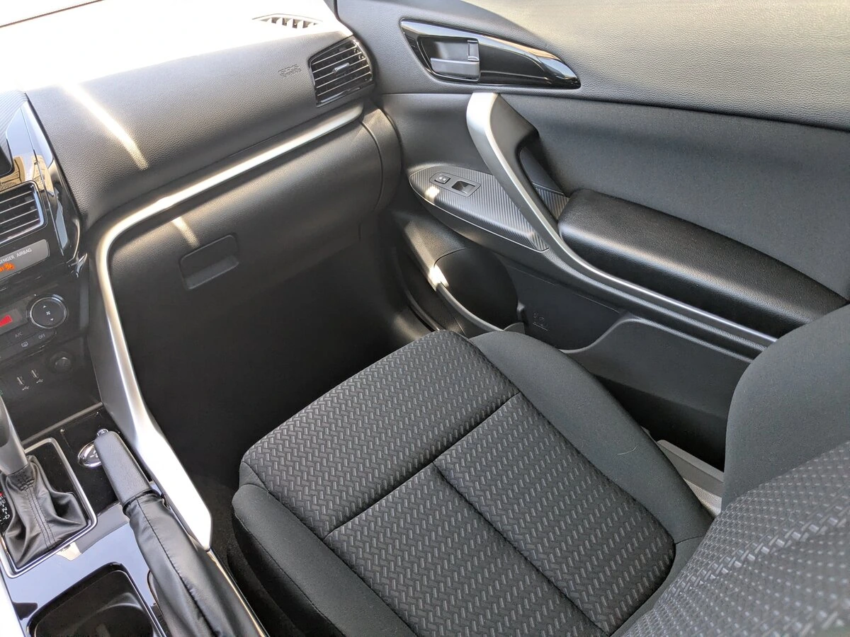 2026 Mitsubishi Eclipse Cross ES - Photo 18
