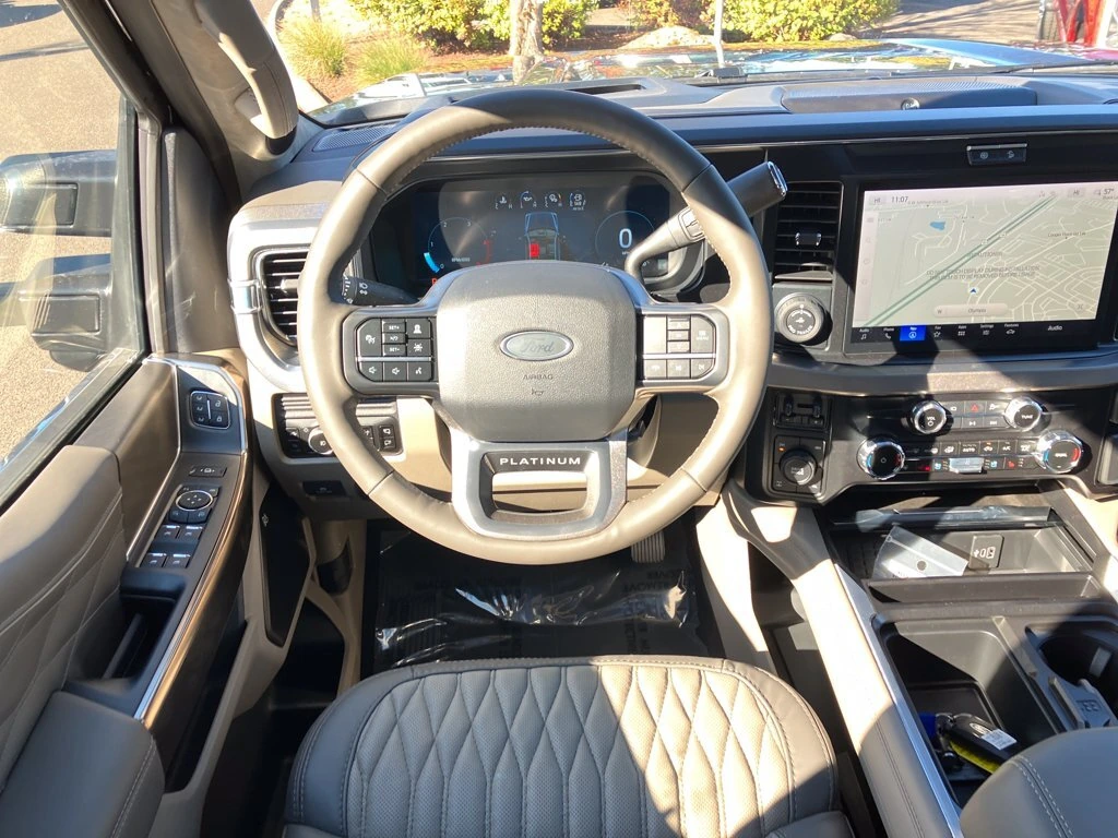 2026 Ford F-250 Super Duty Platinum - Photo 17