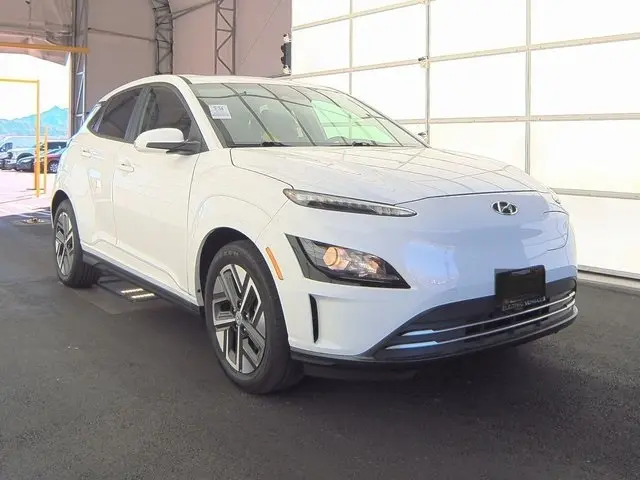 Used 2022 Hyundai Kona EV SEL with VIN KM8K33AG2NU137742 for sale in Las Vegas, NV