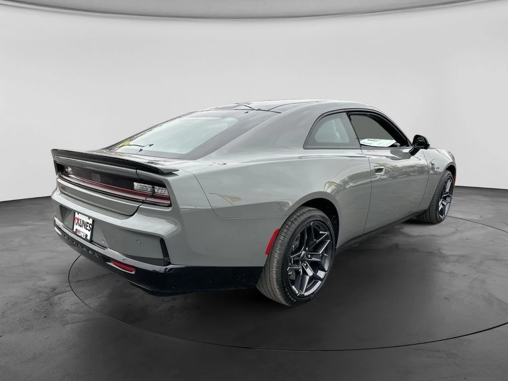 2026 Dodge Charger Scat Pack - Photo 10
