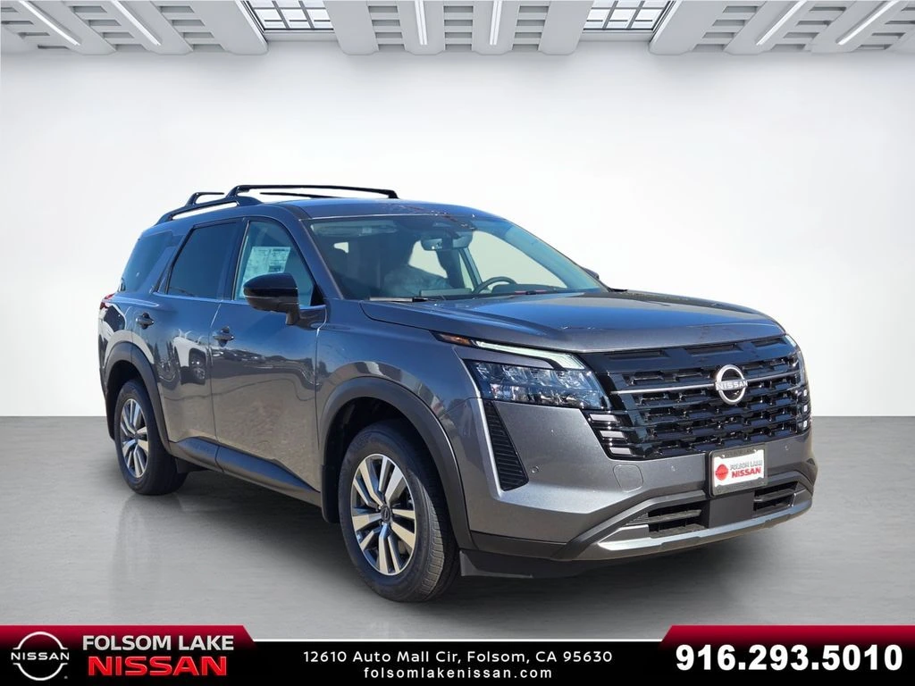 2026 Nissan Pathfinder SL 4WD's photo