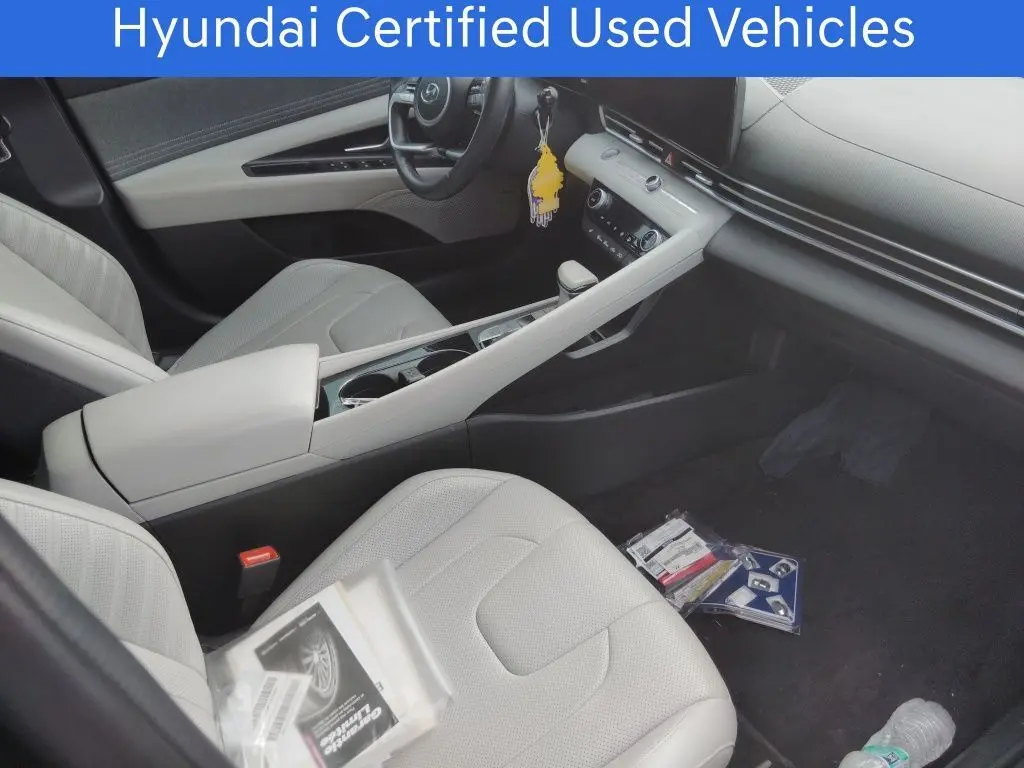 2023 Hyundai Elantra Limited photo 8