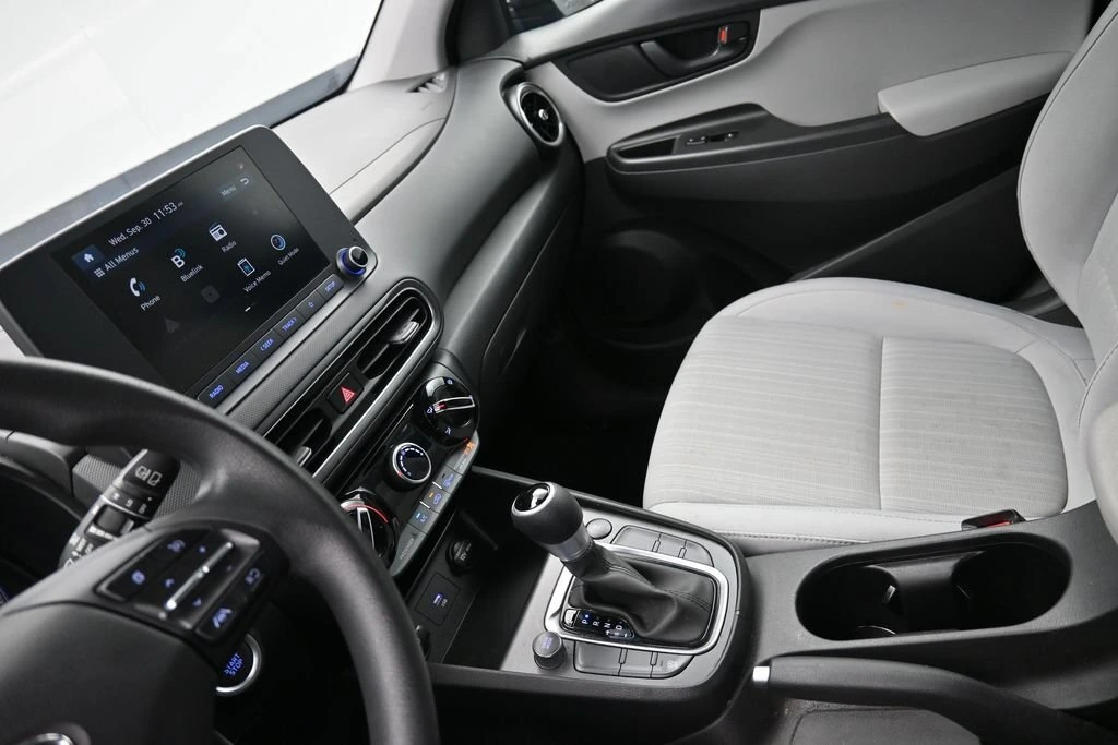 2022 Hyundai Kona SEL - Photo 18