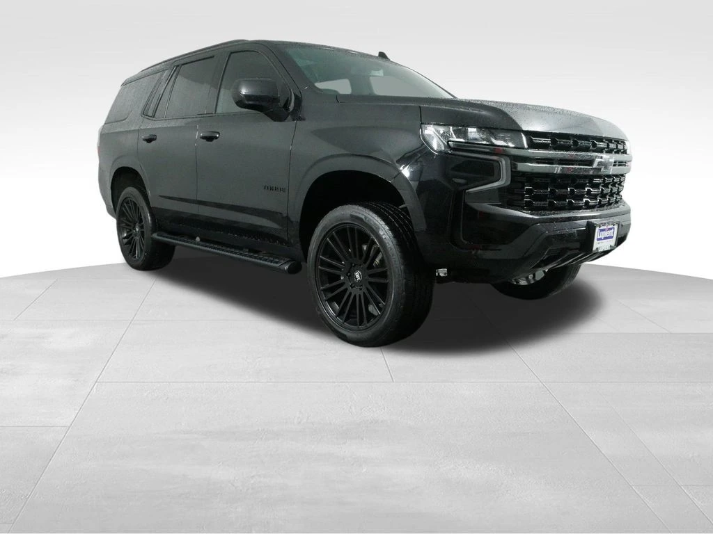 Used 2021 Chevrolet Tahoe Z71 with VIN 1GNSKPKD5MR385995 for sale in Brooklyn Park, Minnesota