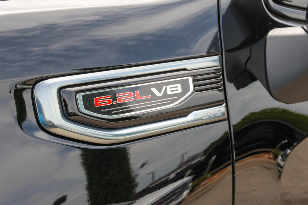 2026 GMC Sierra 1500 AT4 - Photo 8