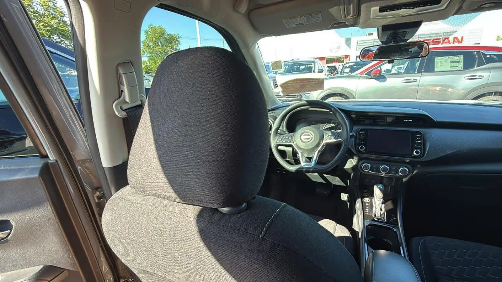 2024 Nissan Kicks SV photo 17