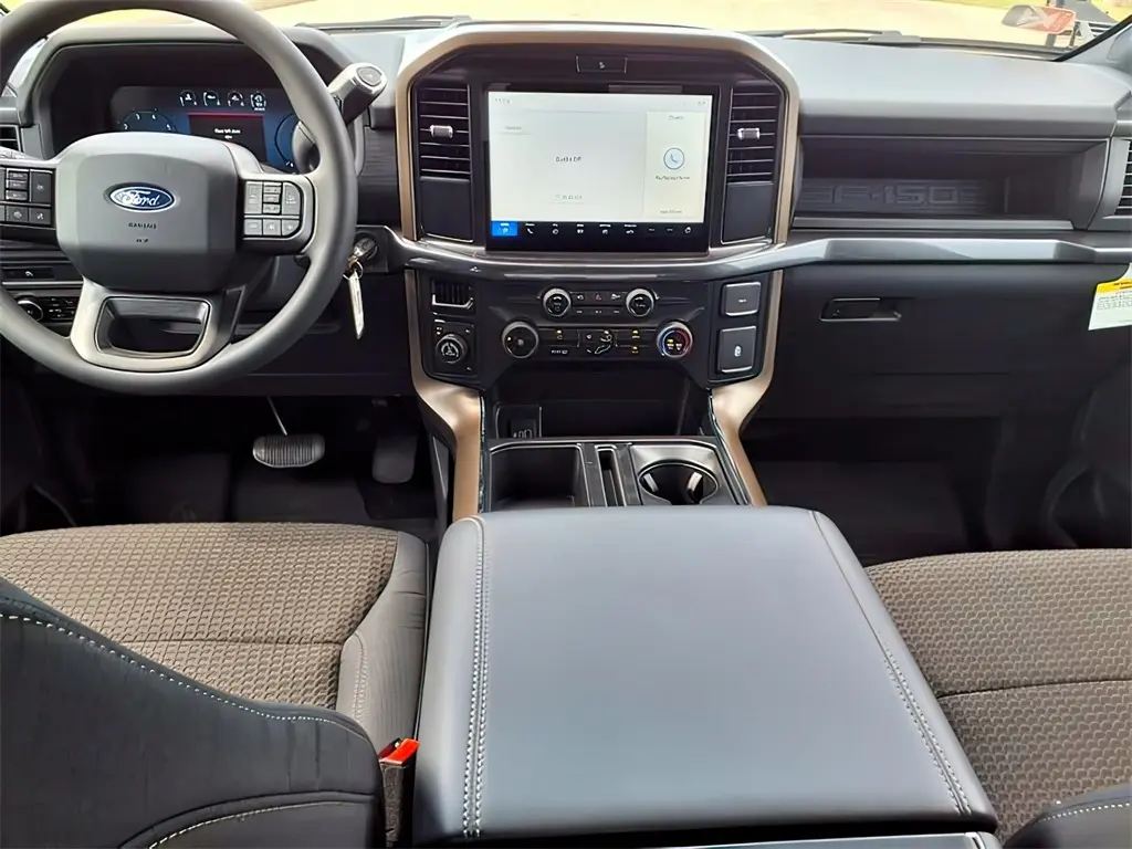 2025 Ford F-150 STX photo 5
